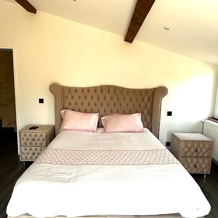 Luxury Private