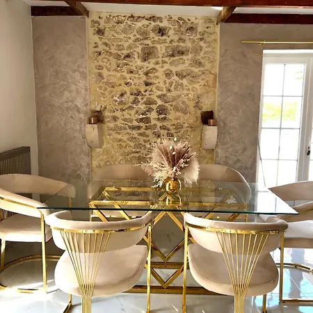 Luxury Private * Duras