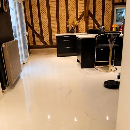 Luxury Private