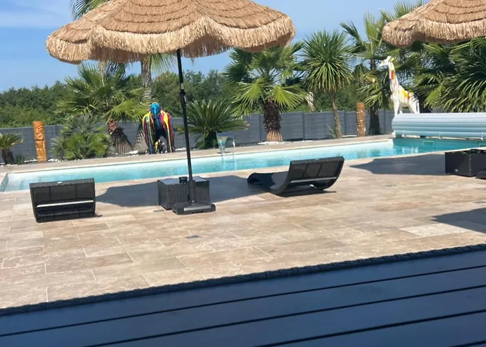 Luxury Private * Duras